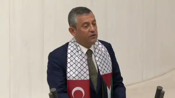 Özgür Özel’den Gazze toplantısında Hakan Fidan’a ‘TikTok’ tepkisi