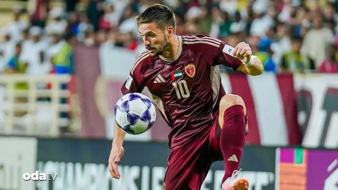 fenerbahcenin eski yildizi baede costu fI2fpj4H