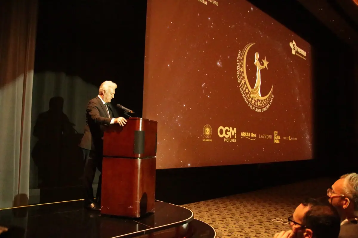 5 hollywood turk film ve drama gunleri yapildi dMqNFazh.jpg