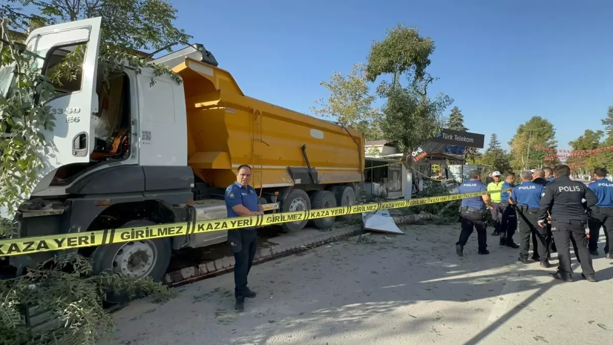 malatyada freni bosalan kamyon kazasi Efp9jXmd