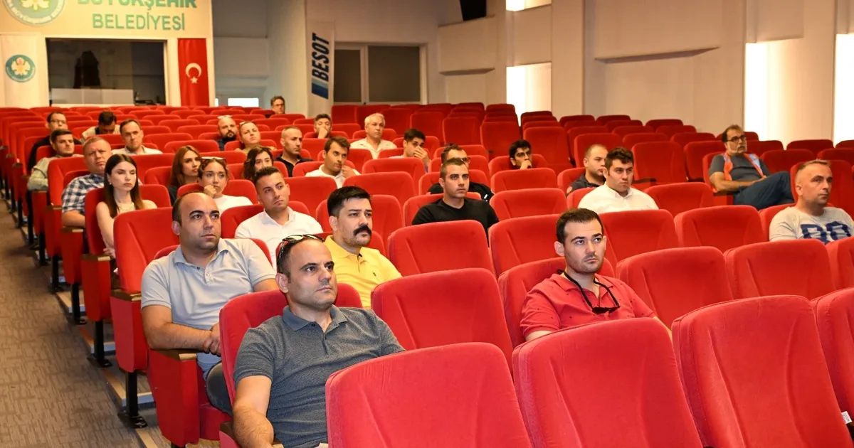 manisada belediye personeline afet bilinclendirme egitimi l4duJ6OM